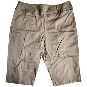 Dressbarn Khaki Tan Flat Front Bermuda Shorts Sz 10